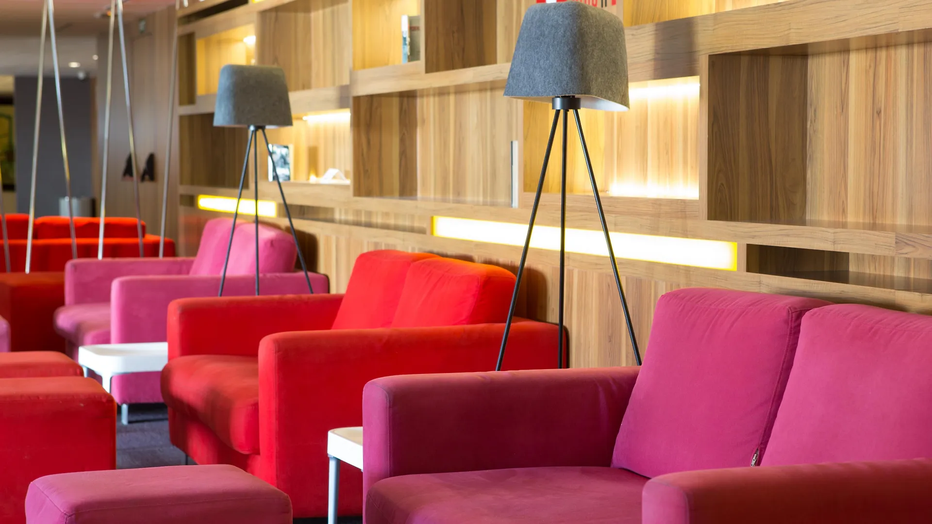 Moxy Barcelona Otel