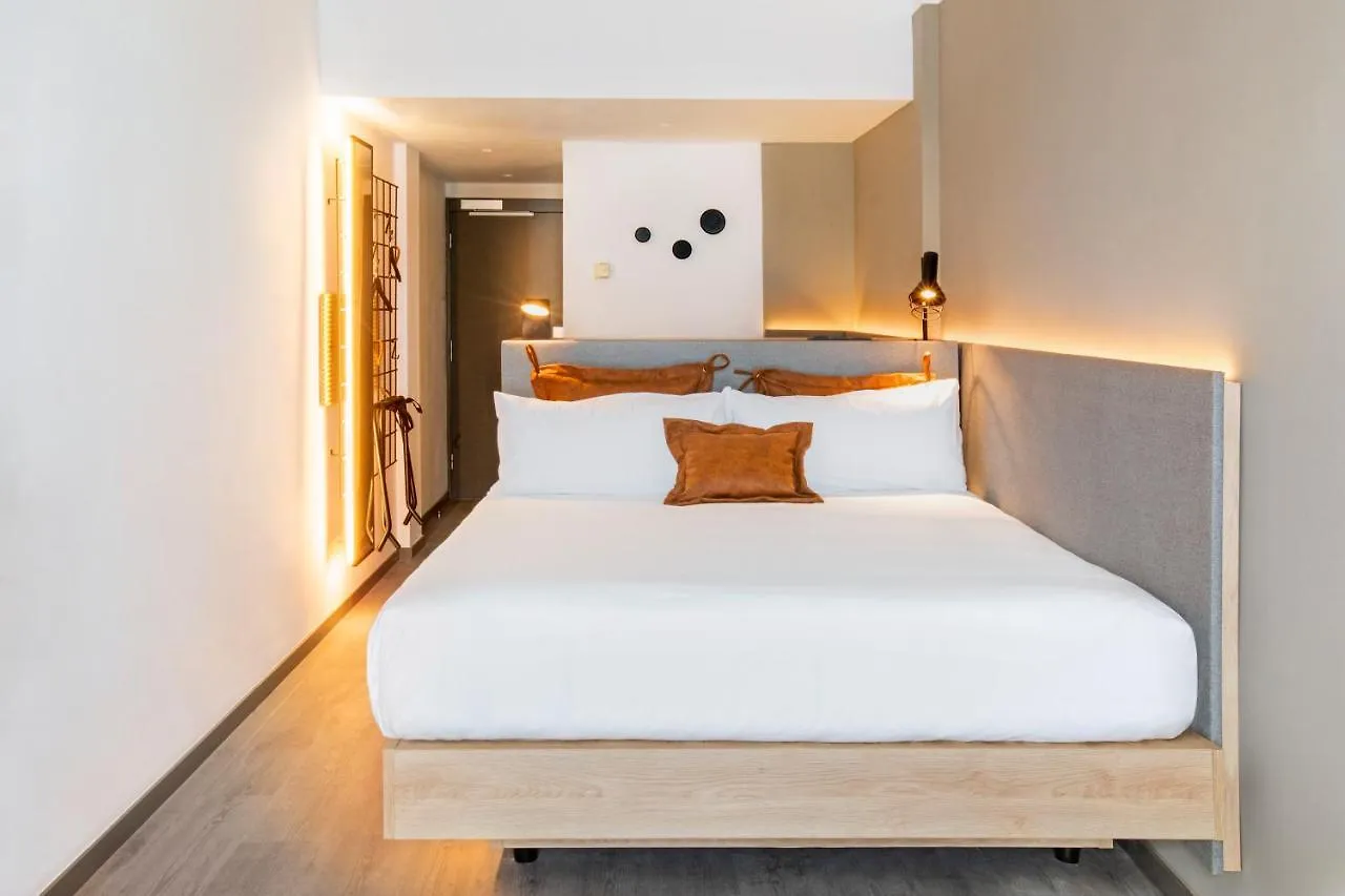 ****  Moxy Barcelona Otel İspanya