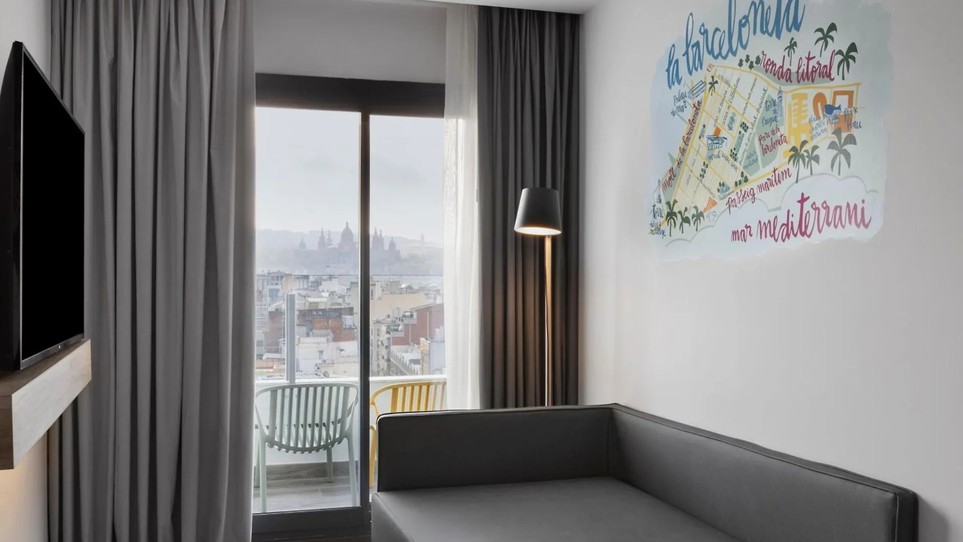 Hotel Moxy Barcelona 4*,  Spanien