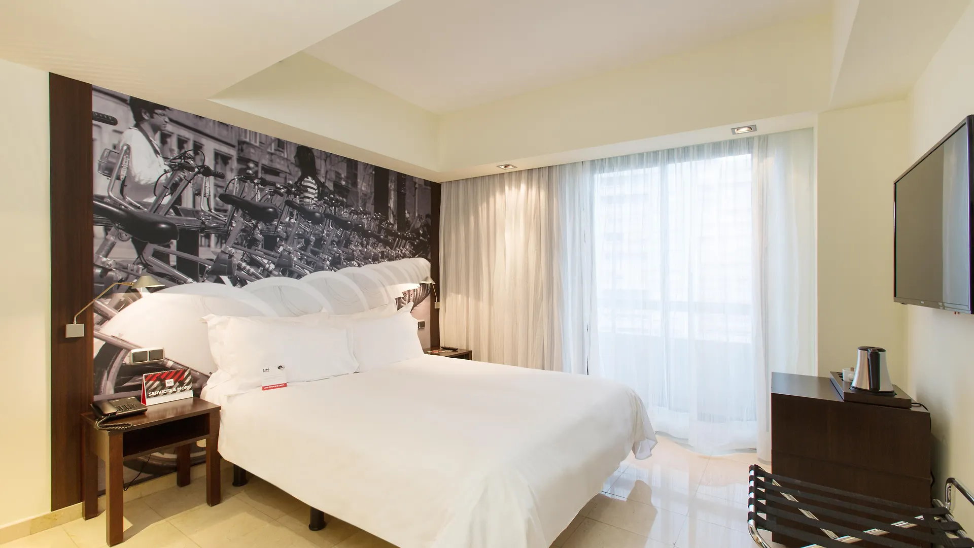 Moxy Barcelona Hotel