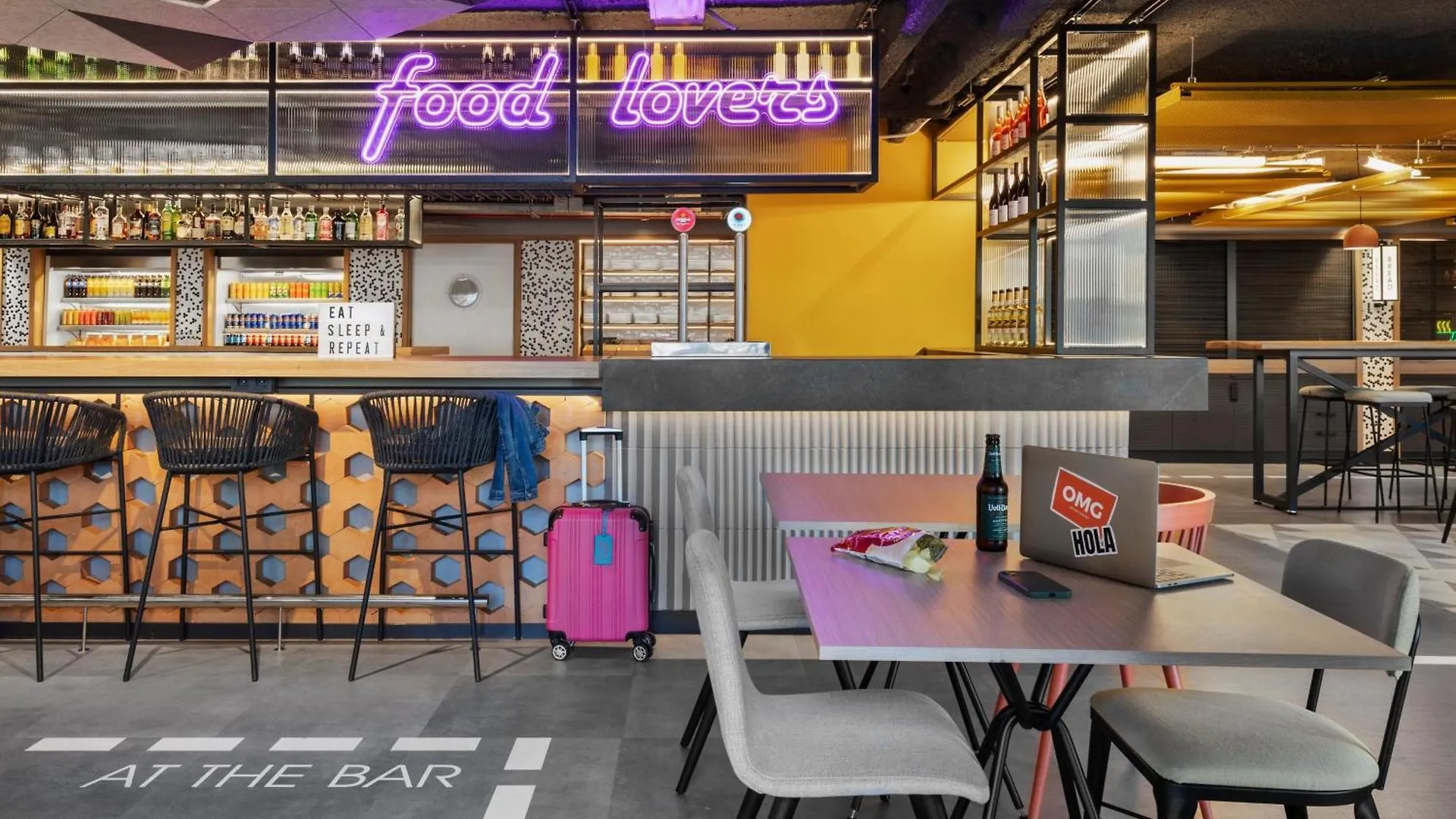 ****  Hotel Moxy Barcelona Spanien